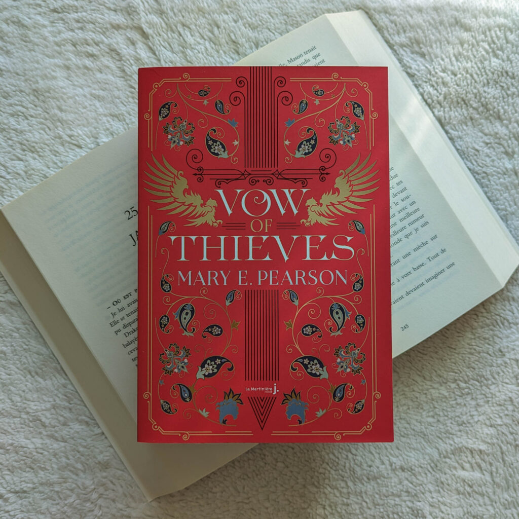 Vow of thieves, Mary E. Pearson